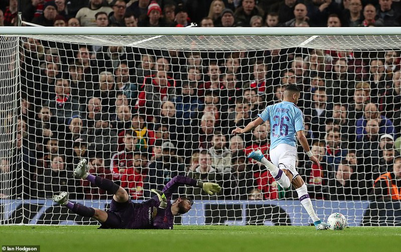 toan canh mu 1-3 man city: ngay den dui cua david de gea hinh 5