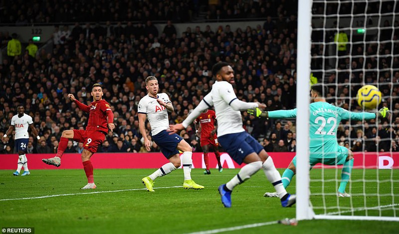 tottenham va mourinho guc nga truoc suc manh vuot troi cua liverpool hinh 5