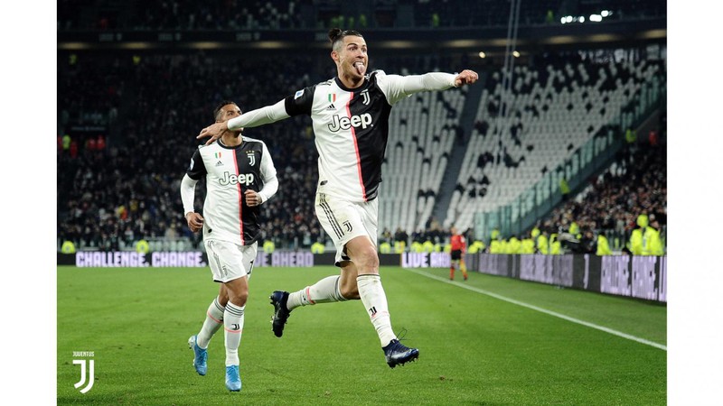 can canh: phong do choi sang cua ronaldo trong tran juventus 2-1 parma hinh 1