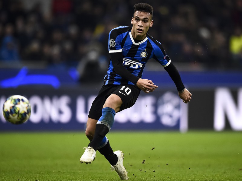 doi hinh ly tuong cua inter milan khi ashley young tai hop lukaku hinh 10