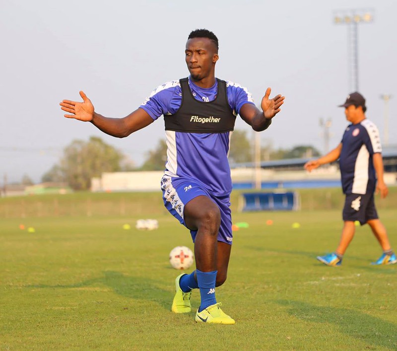 cong phuong va dong doi san sang cho vong so loai afc champions league hinh 3