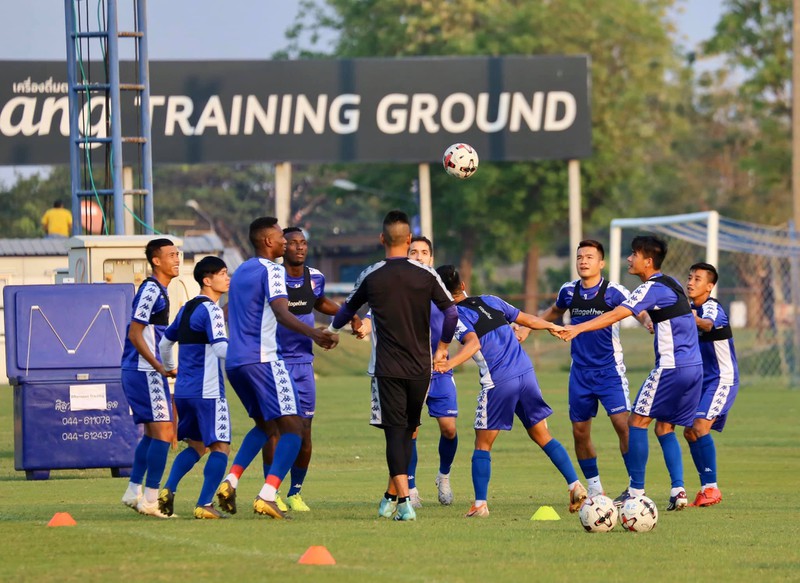 cong phuong va dong doi san sang cho vong so loai afc champions league hinh 1