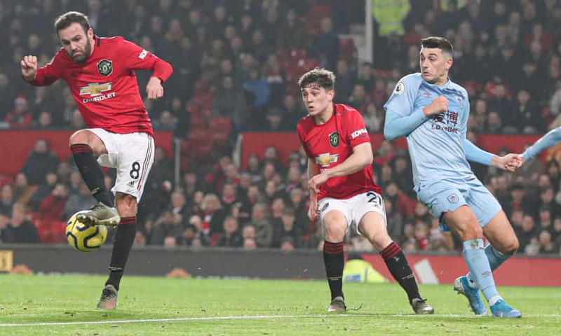 toan canh mu 0-2 burnley: ngay thi dau dang quen cua harry maguire hinh 2
