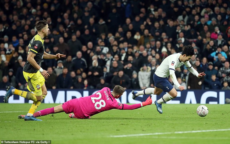 can canh: son heung min "giai cuu" tottenham va jose mourinho o fa cup hinh 3