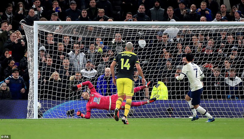 can canh: son heung min "giai cuu" tottenham va jose mourinho o fa cup hinh 4