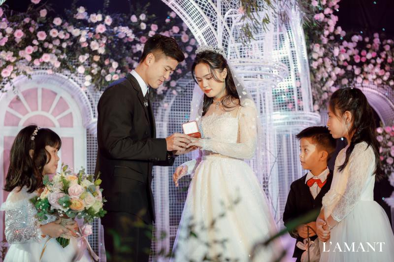 Dàn sao Hà Nội FC dự lễ cưới lung linh của Duy Mạnh - Quỳnh Anh - 5