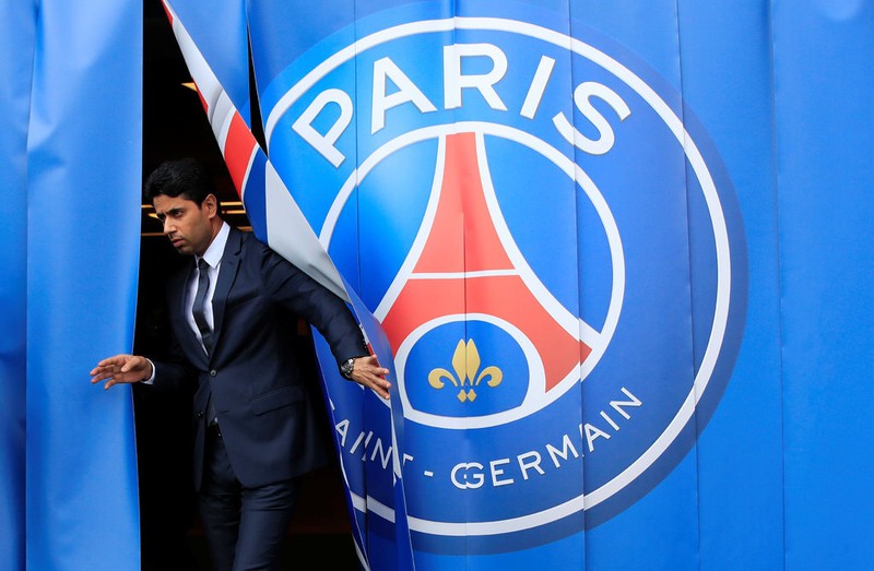 chu tich psg va cuu tong thu ky fifa bi truy to hinh 1