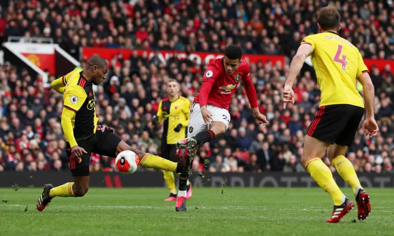 can canh: bruno fernandes toa sang ruc ro trong tran mu 3-0 watford hinh 9