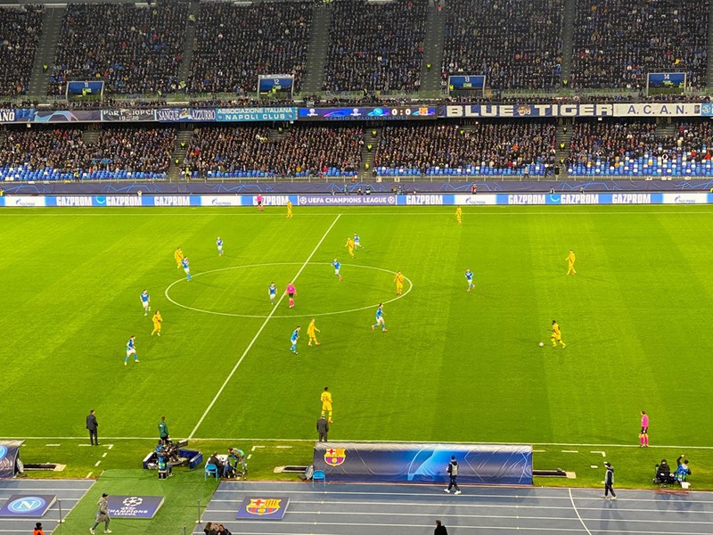 truc tiep champions league: chelsea vs bayern, napoli vs barca hinh 10