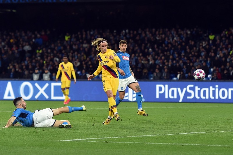 truc tiep champions league: chelsea vs bayern, napoli vs barca hinh 2