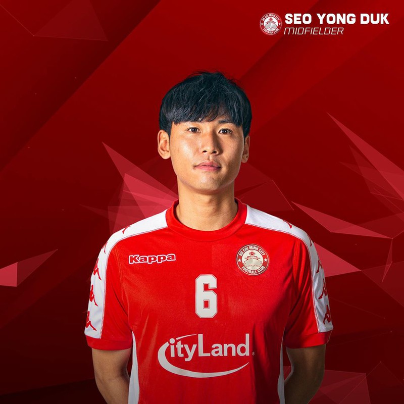 so ao cua cong phuong, tien dung va dan cau thu tphcm o v-league 2020 hinh 6