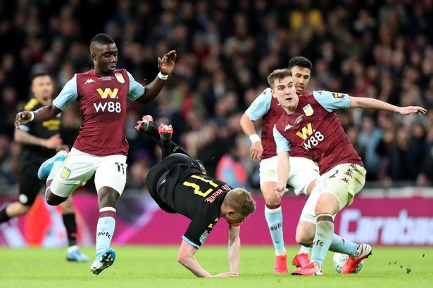 kevin de bruyne chan thuong, nguy co bo lo tran derby manchester hinh 1