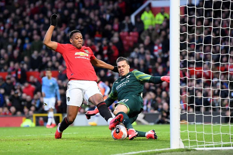 toan canh: chien thang thuyet phuc cua mu truoc man city o derby manchester hinh 8