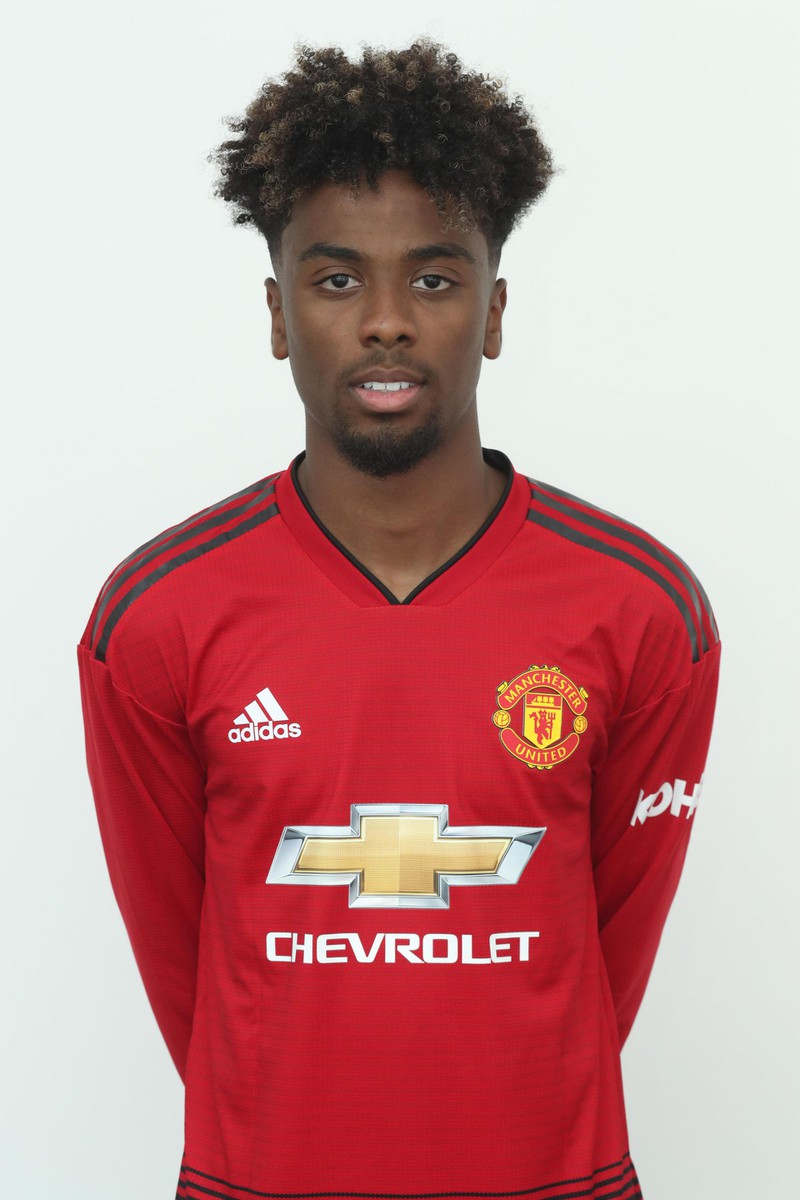 danh sach 20 cau thu mu hanh quan toi lam khach lask o europa league hinh 12