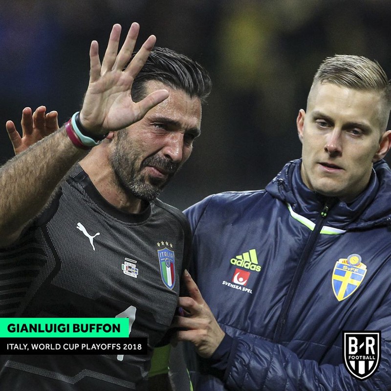 messi, ronaldo va giot nuoc mat cua nhung nguoi hung san co hinh 7