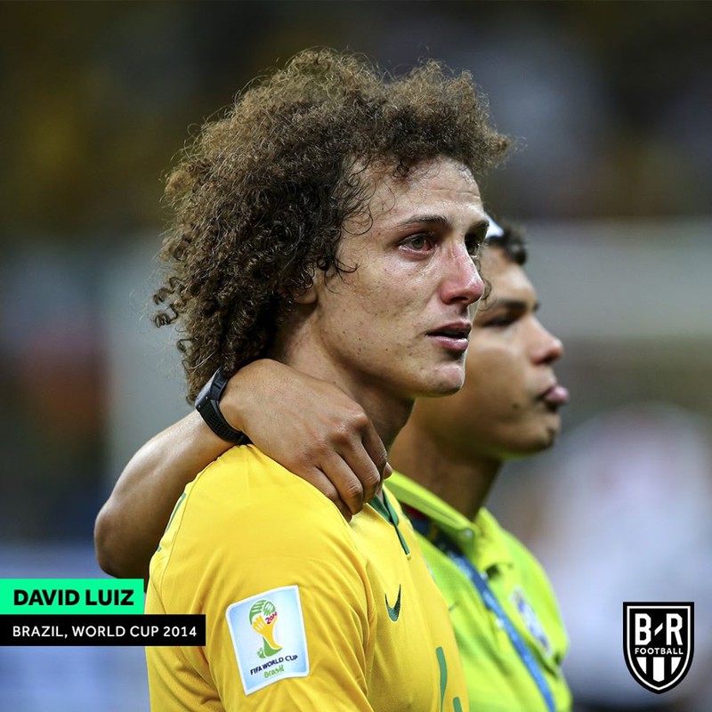 messi, ronaldo va giot nuoc mat cua nhung nguoi hung san co hinh 6