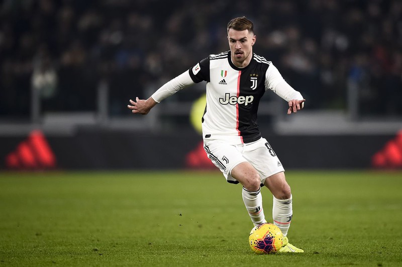 top 10 cau thu juventus re bong hay nhat pes 2020: ronaldo chao thua costa hinh 4