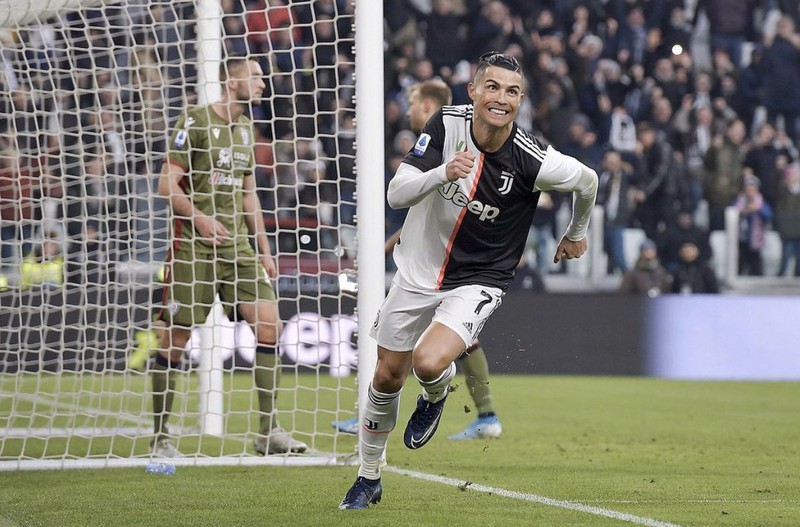 doi hinh hay nhat serie a truoc khi bi hoan: co smalling, vang lukaku hinh 9