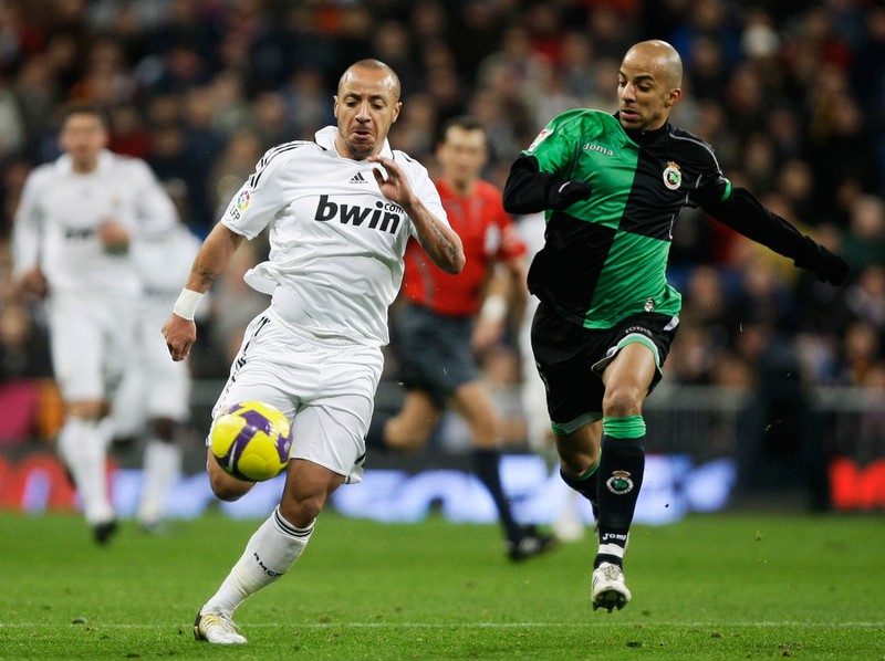 nhung ngoi sao roi khoi premier league de di theo tieng goi cua real madrid hinh 13