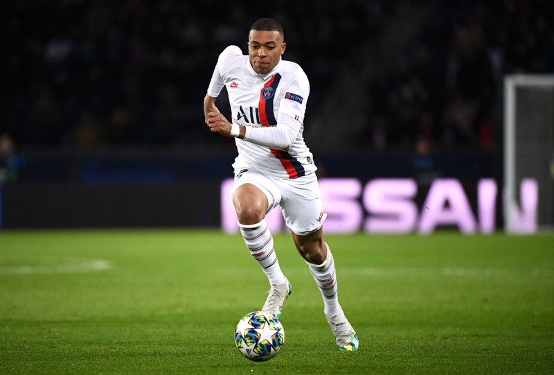 doi hinh dep nhu mo cua real madrid khi so huu haaland va mbappe hinh 10