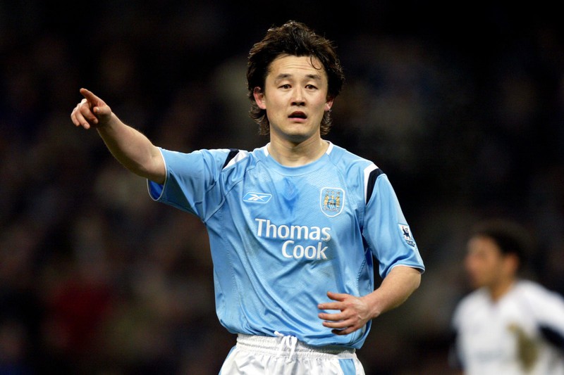 doi hinh nhung ngoi sao chau a lam mua lam gio o premier league hinh 4