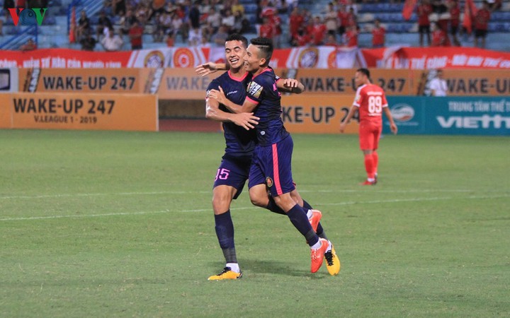 cac doi bong v- league ren lai the luc sau thoi gian nghi tranh dich hinh 2