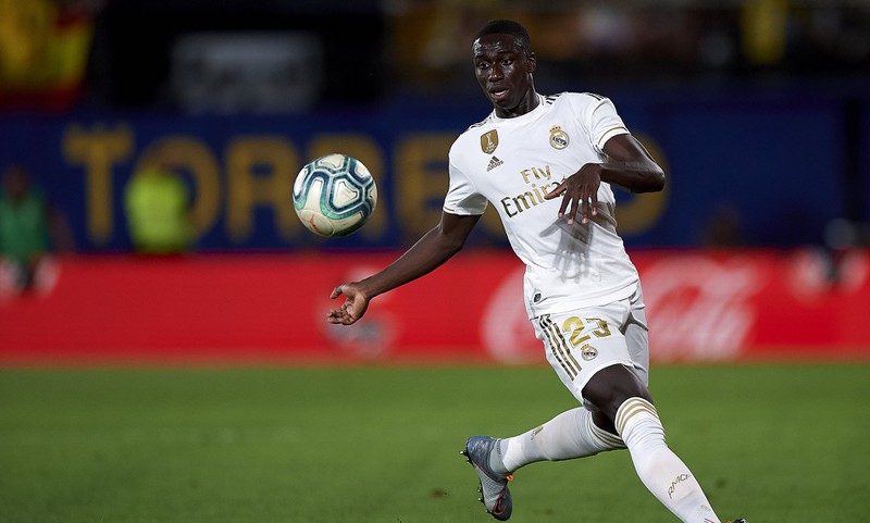 doi hinh galacticos 3.0 cua real madrid khien ca chau au phai khiep so hinh 5