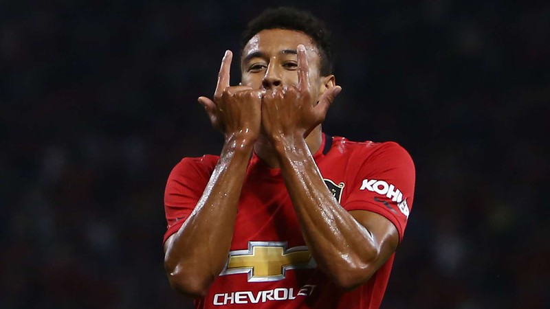 jesse lingard: "toi la mau cau thu thi dau thong minh" hinh 1