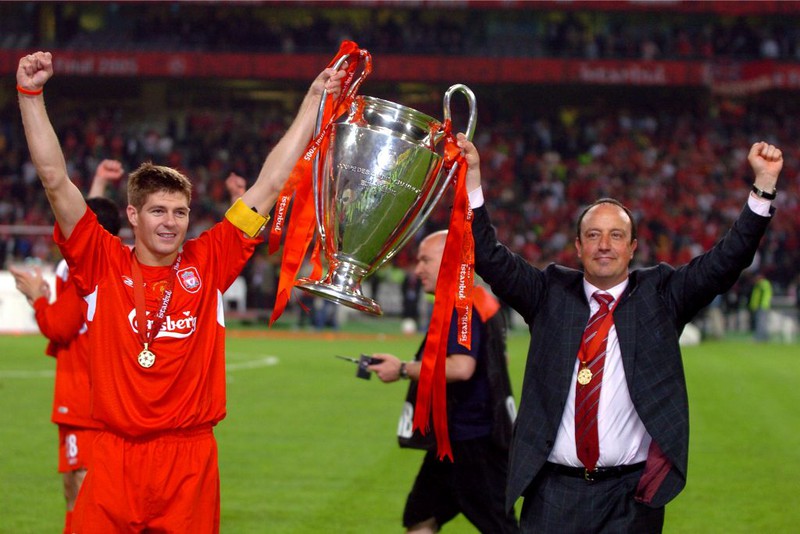 top 10 hlv xuat sac nhat champions league: van gaal xep tren sir alex hinh 2