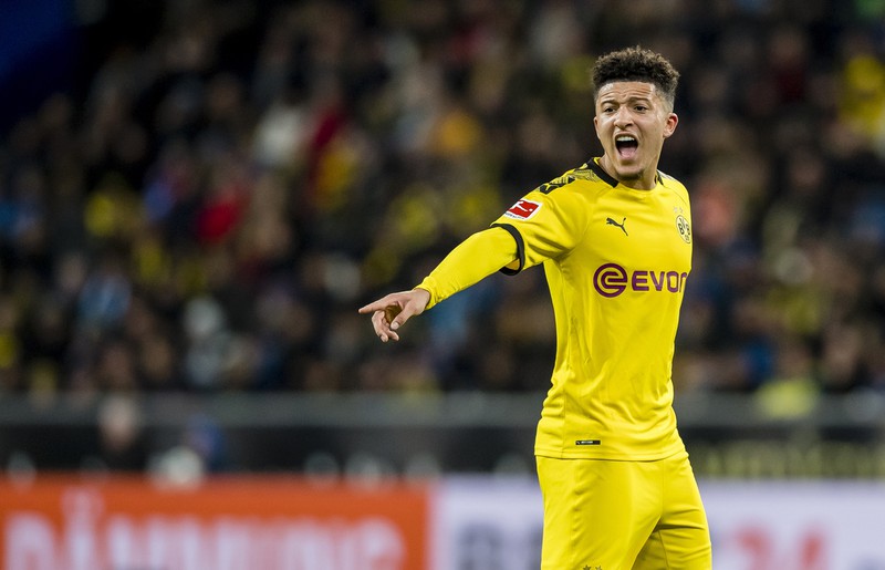 doi hinh "sieu tan cong" cua mu khi co doi canh thien than sancho, sterling hinh 8