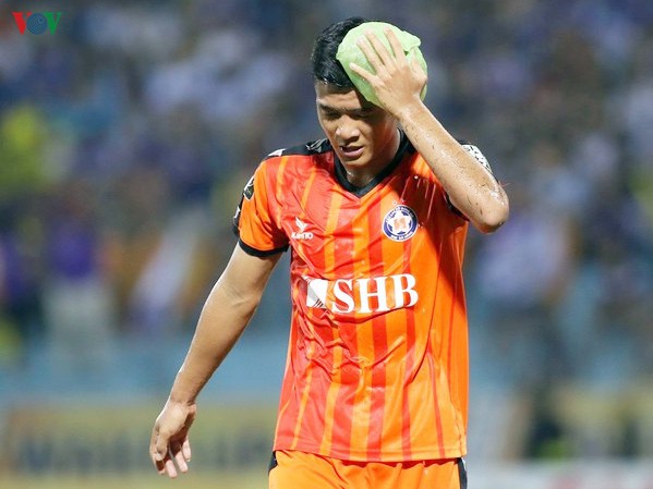 afc dua ra danh sach 14 cau thu dang xem nhat o v-league 2020 hinh 10