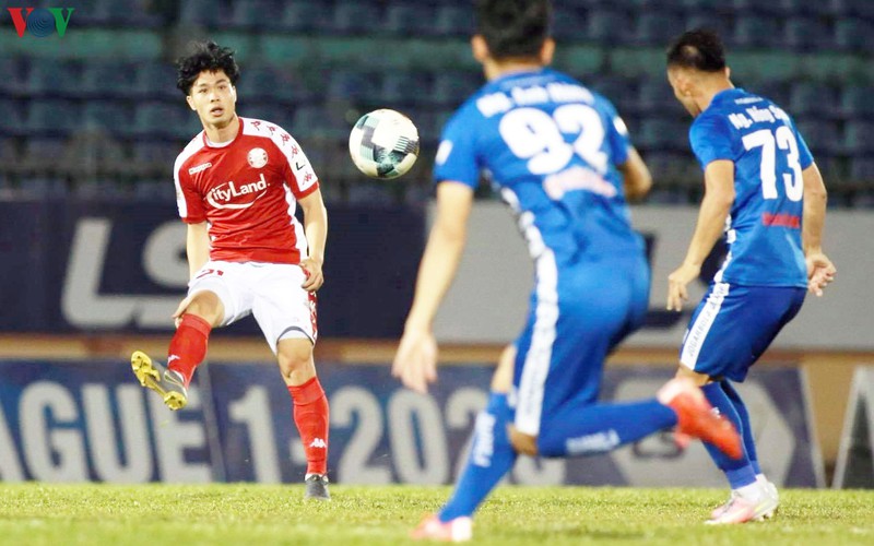 afc dua ra danh sach 14 cau thu dang xem nhat o v-league 2020 hinh 2