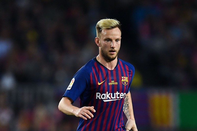 doi hinh du kien barca - leganes: griezmann sat canh messi hinh 8