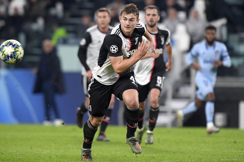 doi hinh du kien bologna - juventus: cristiano ronaldo da cap paulo dybala hinh 2