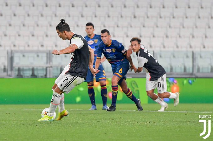 tuong thuat juventus 4-0 lecce: cristiano ronaldo vua ghi ban vua kien tao hinh 2
