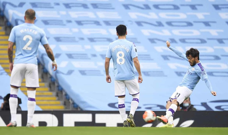 toan canh man city 2-1 bournemouth: niem vui nhan doi hinh 1