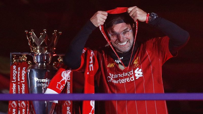can canh: liverpool nang cup vo dich premier league sau 30 nam cho doi hinh 6