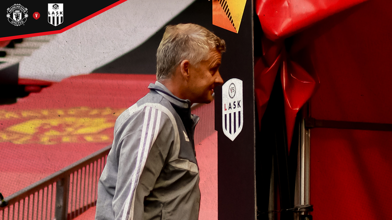 solskjaer noi gi ve doi thu cua mu o tu ket europa league? hinh 1