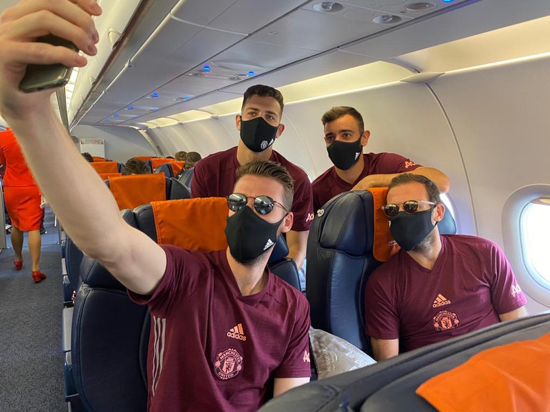 dan sao mu tu tin hanh quan sang duc chinh phuc chuc vo dich europa league hinh 3