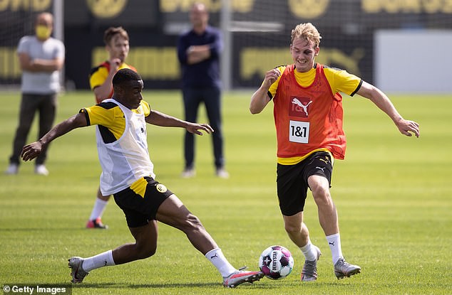 erling haaland nga mu thanh phuc "than dong" 15 tuoi cua dortmund hinh 2