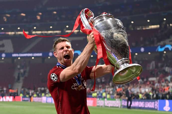 robert lewandowski va top 10 ban hop dong chuyen nhuong tu do thanh cong nhat hinh 8
