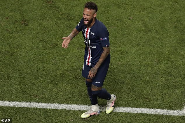 neymar khoc nhu mua sau that bai o chung ket champions league hinh 5