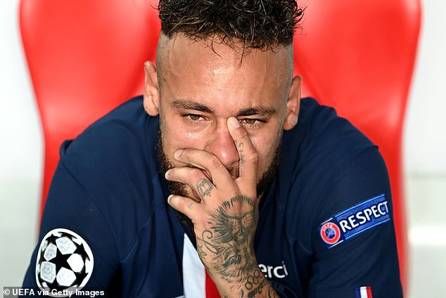 neymar khoc nhu mua sau that bai o chung ket champions league hinh 1