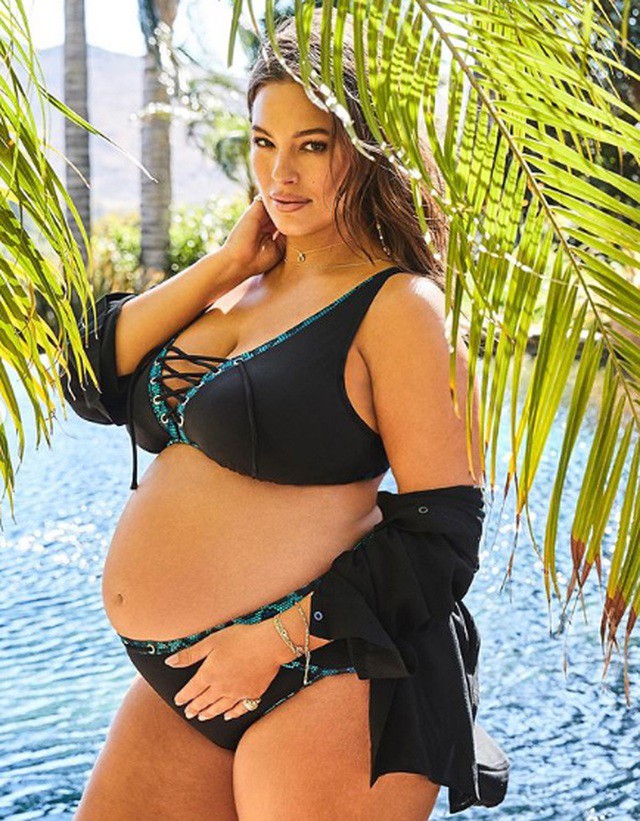 nguoi mau ngoai co ashley graham khoe bung bau "vuot mat" hinh 2