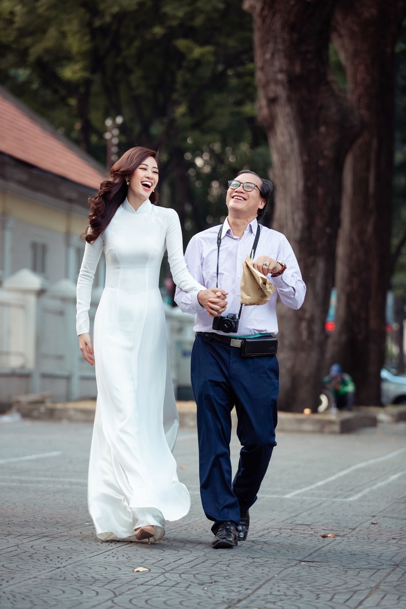 hoa hau khanh van cung bo dao pho sai gon ngay can tet hinh 13