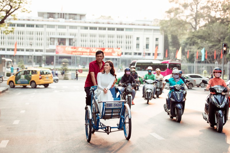 hoa hau khanh van cung bo dao pho sai gon ngay can tet hinh 10