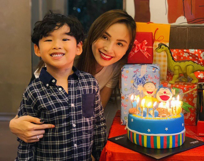 chuyen showbiz: phan hien tiet lo ly do khong muon khanh thi de them hinh 7