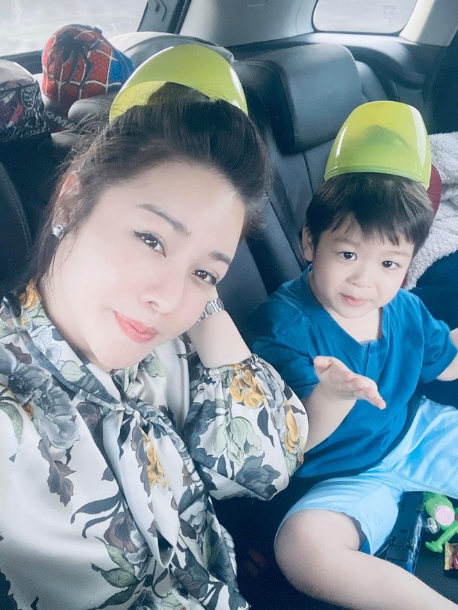 nhat kim anh buc xuc to chong cu su dung "chieu tro quyen luc"? hinh 1