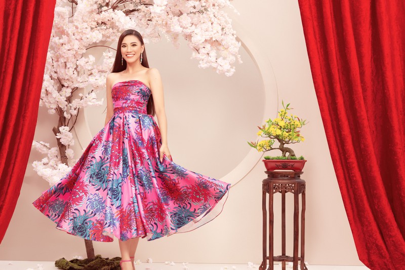hoa hau, a hau hoan vu viet nam chuc tet qua bo anh chao nam moi hinh 13