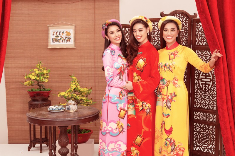 hoa hau, a hau hoan vu viet nam chuc tet qua bo anh chao nam moi hinh 4
